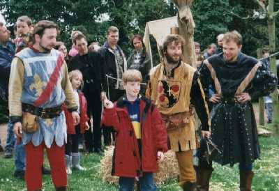 Axtwerfen für angehende Ritter